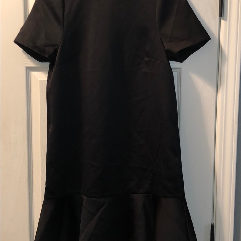 Black short sleeve mini dress